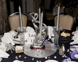 table-15-hostess-bev-macnellis